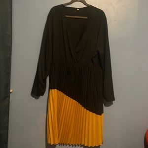 4xl Eshakti Pleated A-line dress